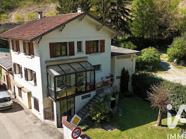 Vente Maison 8 pièces 192 m2 Saint Rambert en Bugey