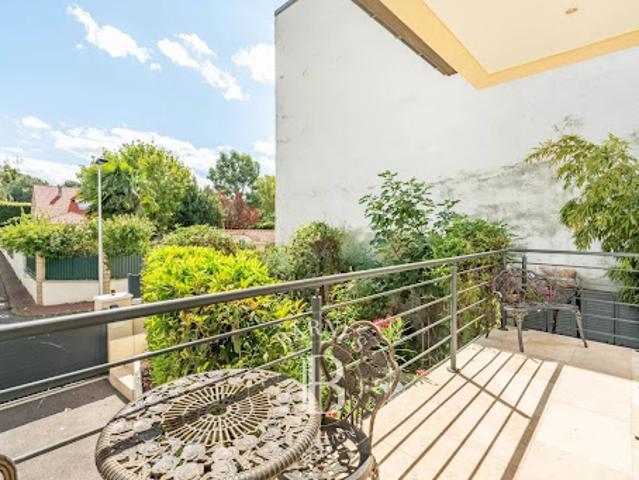 Vente Maison 8 pièces 192.07 m2 Le Pecq