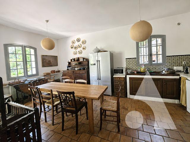 Vente Maison 8 pièces 192.82 m2 Saint raphael
