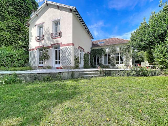 Vente Maison 8 pièces 192.8 m2 Chatou