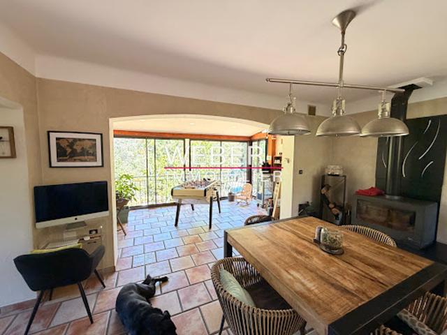 Vente Maison 8 pièces 193 m2 Evenos