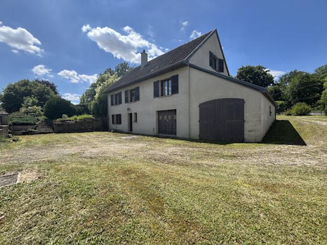 Vente Maison 8 pièces 204 m2 Laignes