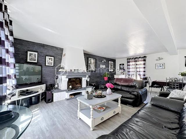 Vente Maison 8 pièces 204 m2 Parmain