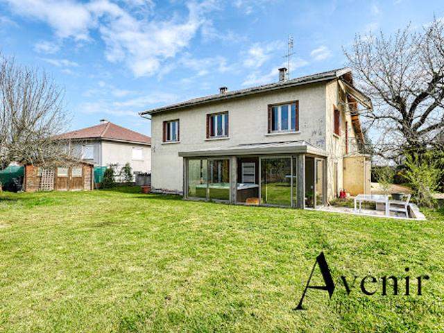 Vente Maison 8 pièces 204.27 m2 Corcelles en Beaujolais