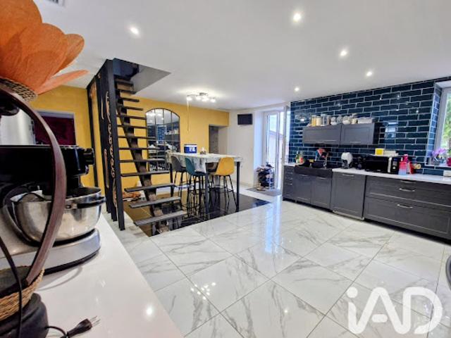 Vente Maison 8 pièces 205 m2 Pomport