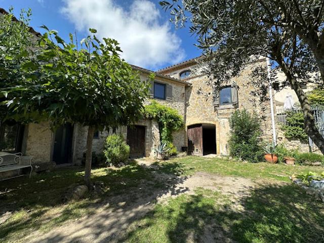 Vente Maison 8 pièces 206 m2 Gardie