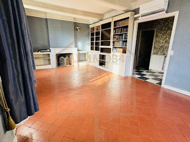Vente Maison 8 pièces 207 m2 Saint Chinian