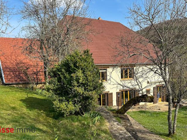 Vente Maison 8 pièces 208 m2 Mancenans