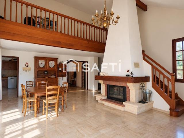 Vente Maison 8 pièces 208 m2 Montayral