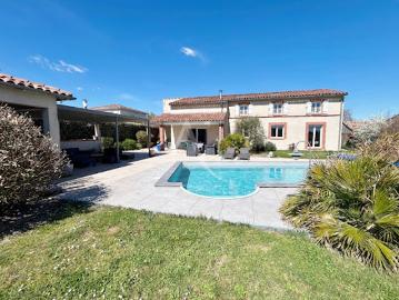 Vente Maison 8 pièces 208 m2 Aussonne