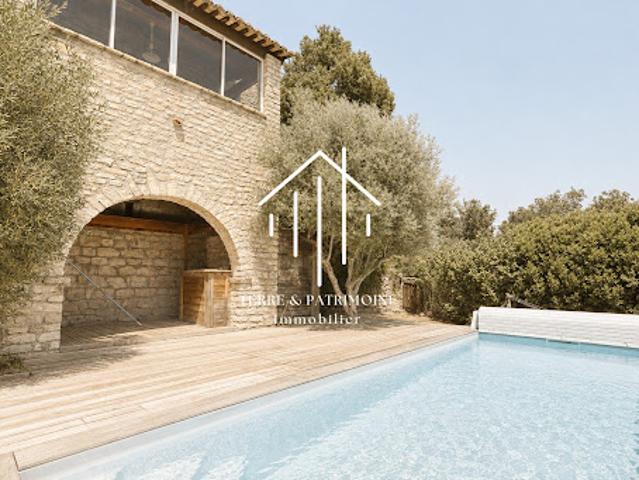 Vente Maison 8 pièces 208 m2 Barjac