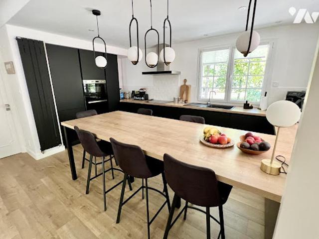 Vente Maison 8 pièces 208 m2 Carquefou