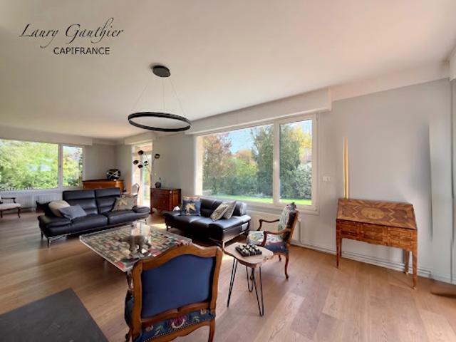 Vente Maison 8 pièces 208 m2 La Chapelle d'Armentières