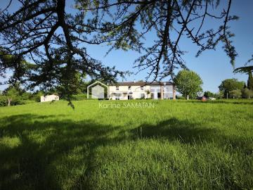 Vente Maison 8 pièces 208 m2 Pechbonnieu