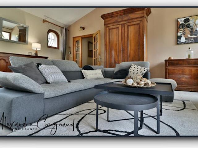 Vente Maison 8 pièces 208 m2 Saix