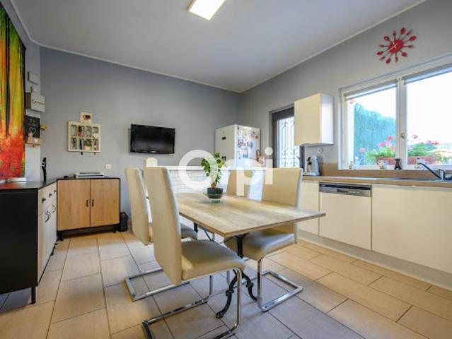 Vente Maison 8 pièces 208 m2 Sin le Noble