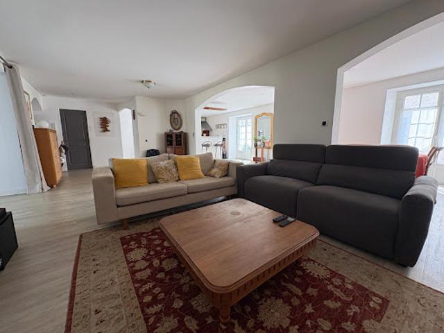 Vente Maison 8 pièces 209 m2 Marsilly