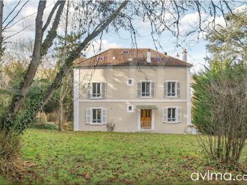 Vente Maison 8 pièces 200 m2 Marly le Roi