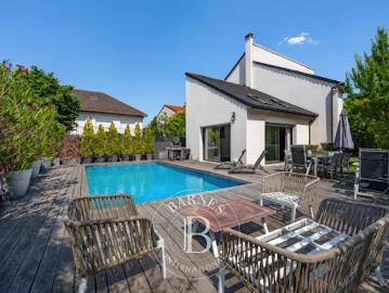 Vente Maison 8 pièces 200 m2 Bry sur Marne