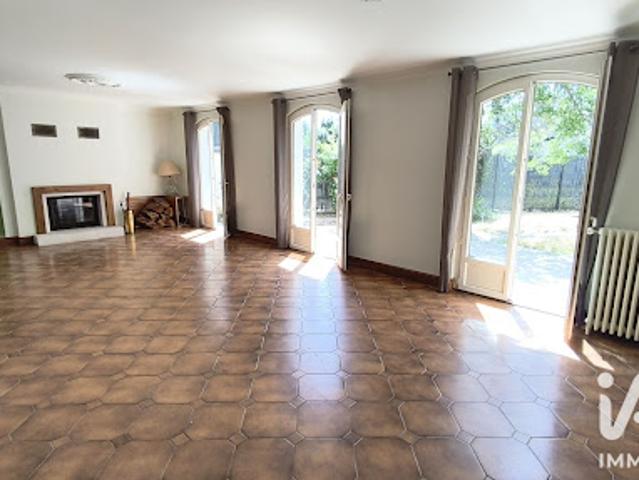 Vente Maison 8 pièces 200 m2 Chateauroux