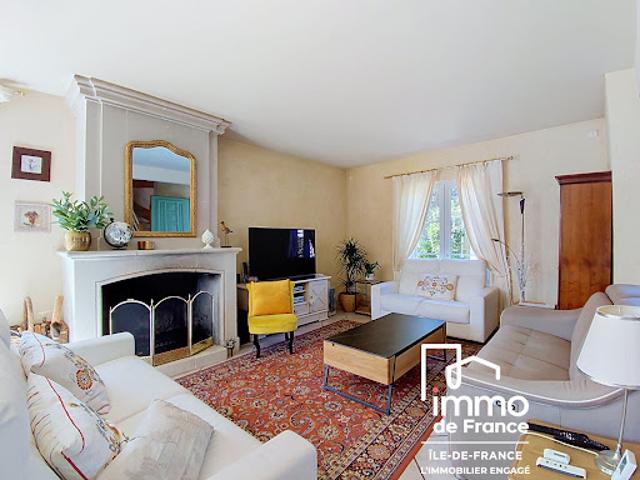 Vente Maison 8 pièces 200 m2 Fontaine la Guyon