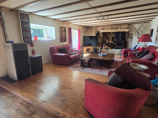 Vente Maison 8 pièces 200 m2 Guern