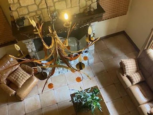 Vente Maison 8 pièces 200 m2 Gueux