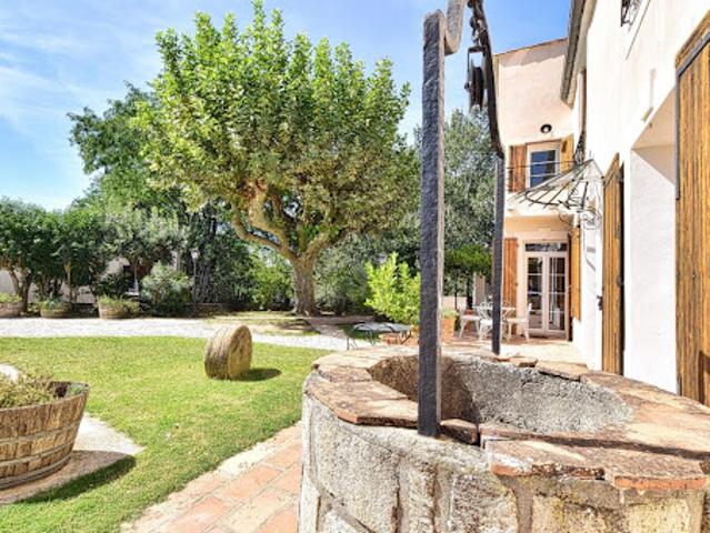 Vente Maison 8 pièces 200 m2 Gignac