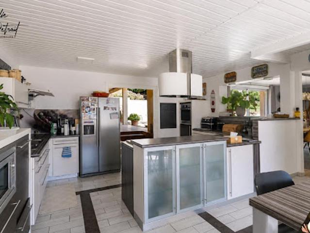 Vente Maison 8 pièces 254 m2 La Bazoge