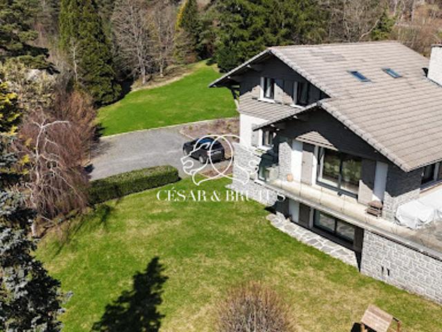 Vente Maison 8 pièces 200 m2 Le Chambon sur Lignon