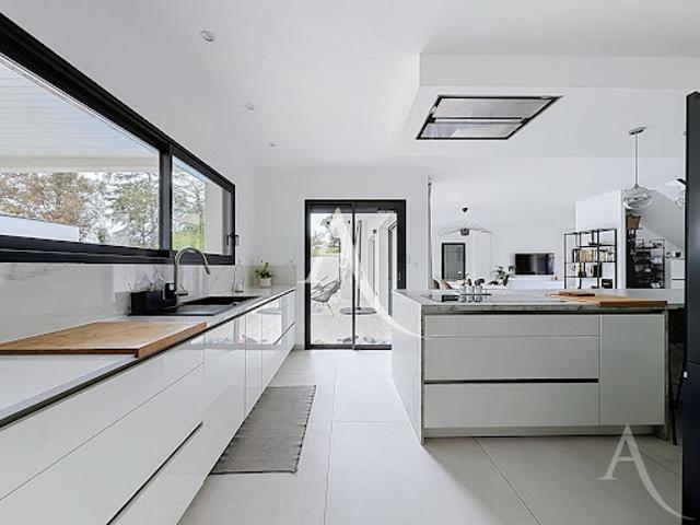 Vente Maison 8 pièces 200 m2 Longages