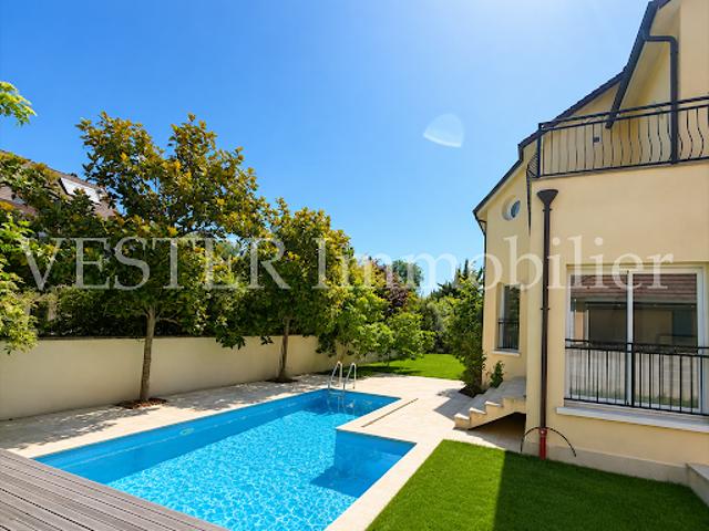 Vente Maison 8 pièces 200 m2 Louveciennes