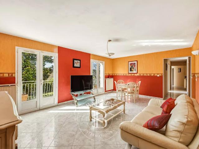 Vente Maison 8 pièces 200 m2 Plan de Cuques
