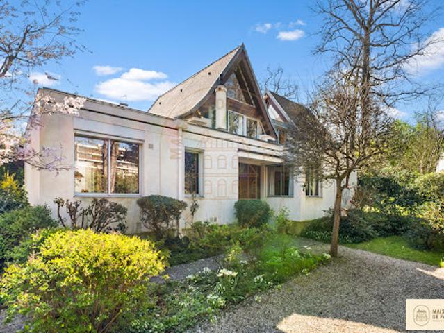 Vente Maison 8 pièces 200 m2 Rueil Malmaison