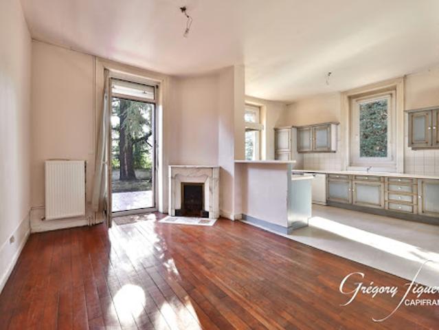 Vente Maison 8 pièces 200 m2 Saint Etienne
