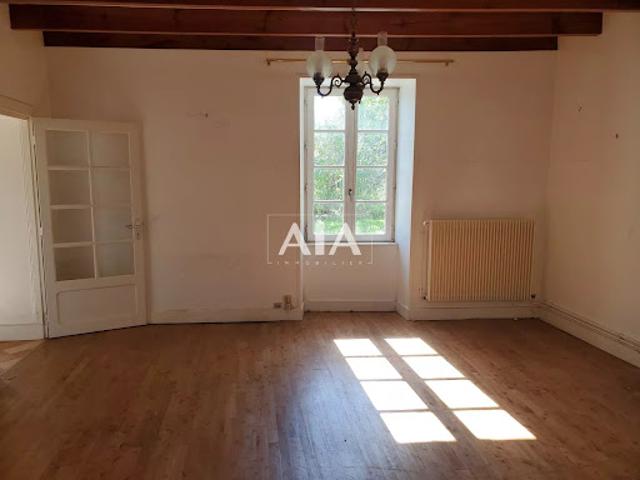 Vente Maison 8 pièces 200 m2 Theil Rabier