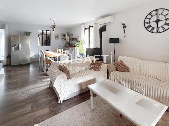 Vente Maison 8 pièces 200 m2 Villeneuve
