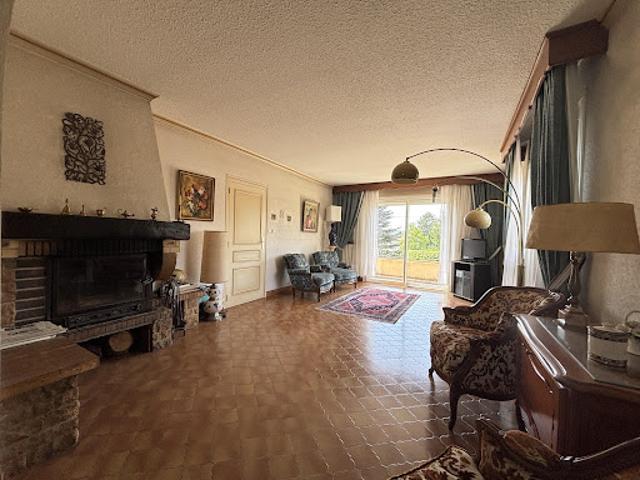 Vente Maison 8 pièces 200.25 m2 Francheleins