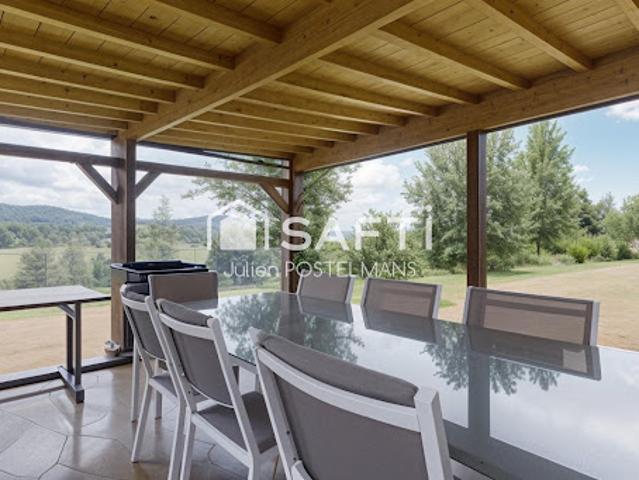 Vente Maison 8 pièces 201 m2 Lisieux
