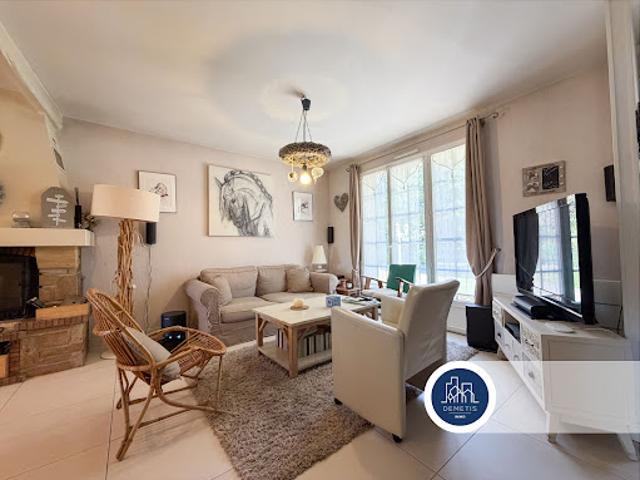 Vente Maison 9 pièces 201 m2 Ruaudin