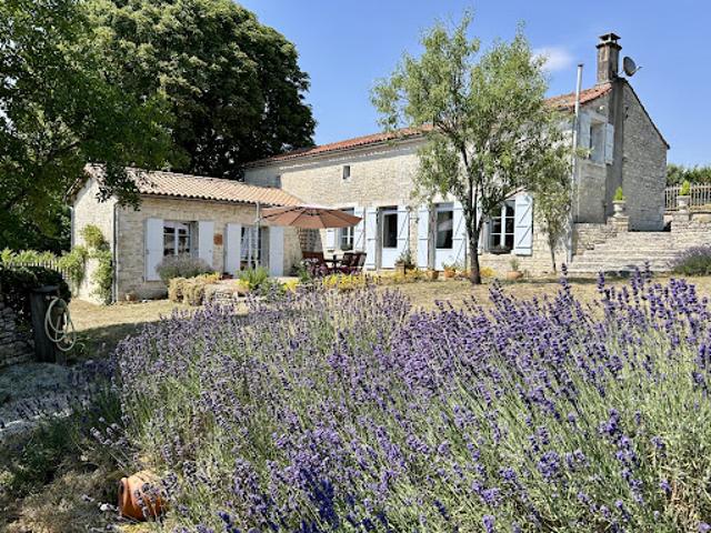 Vente Maison 8 pièces 201.41 m2 Longré