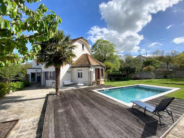 Vente Maison 8 pièces 202 m2 Epône