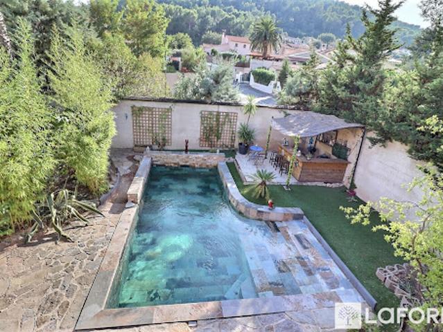 Vente Maison 8 pièces 202 m2 La moutonne