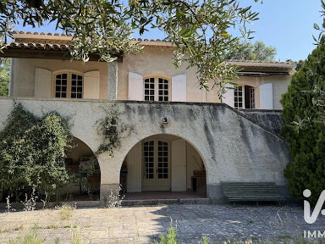Vente Maison 8 pièces 203 m2 Barbentane