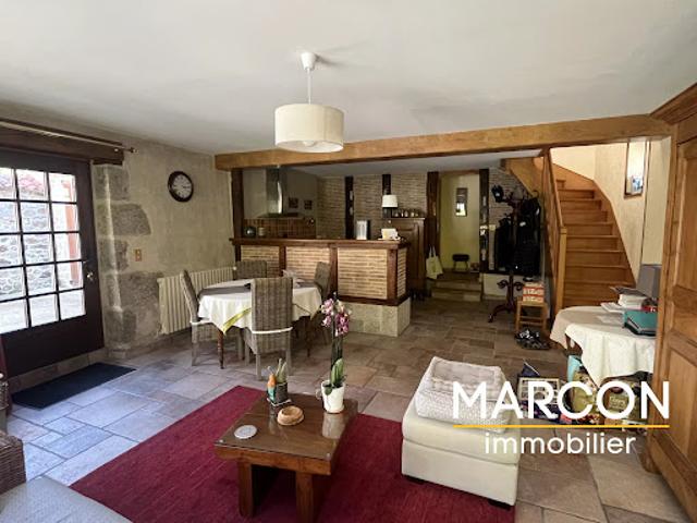Vente Maison 8 pièces 203 m2 Felletin