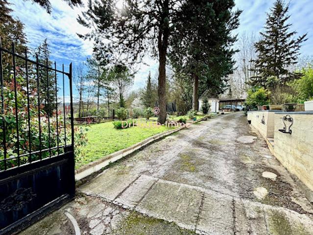 Vente Maison 8 pièces 203 m2 Saint Martin de Villereglan