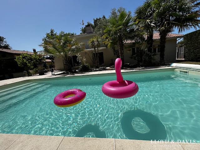 Vente Maison 8 pièces 203 m2 Saint Jean d'Illac
