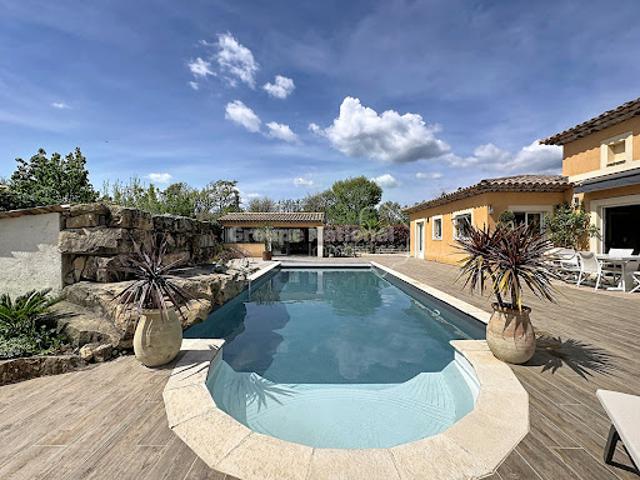 Vente Maison 8 pièces 203.37 m2 Saint Cézaire sur Siagne