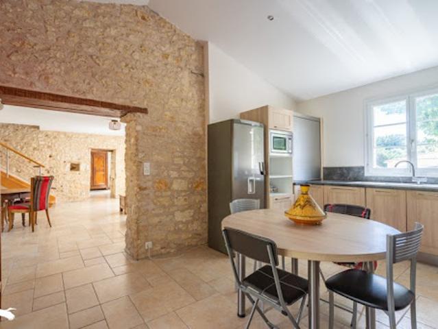 Vente Maison 8 pièces 214 m2 Meursac