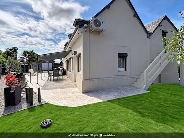 Vente Maison 8 pièces 214 m2 Les Monceaux
